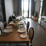 The Park at Em District, Ascott Serviced-Residence　ダイニングテーブル