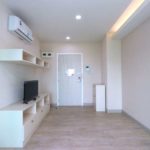 Vina Town Condo Chiang Mai　玄関・リビングルーム